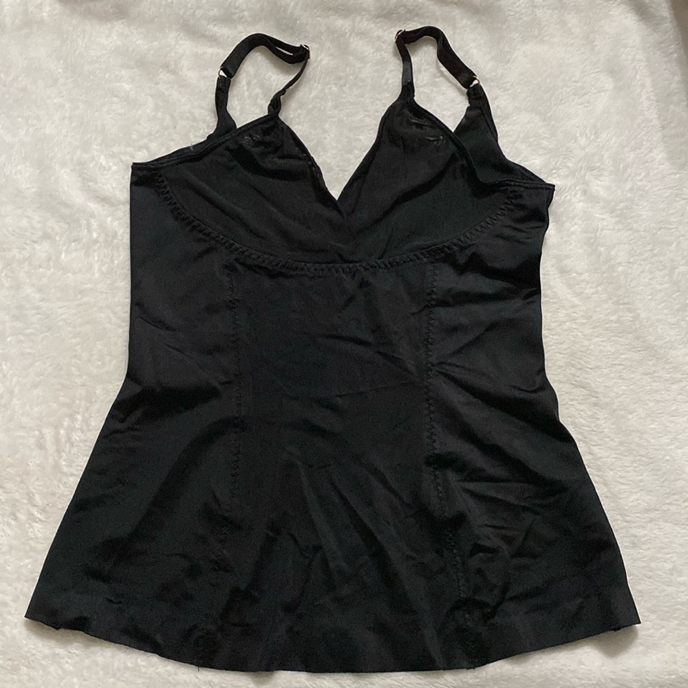 Victorias Secret shaping tank (M)